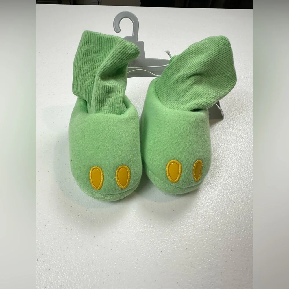 NEW Disney Store The Child Baby Costume Star Wars Grogu Baby Yoda Booties 12-18M